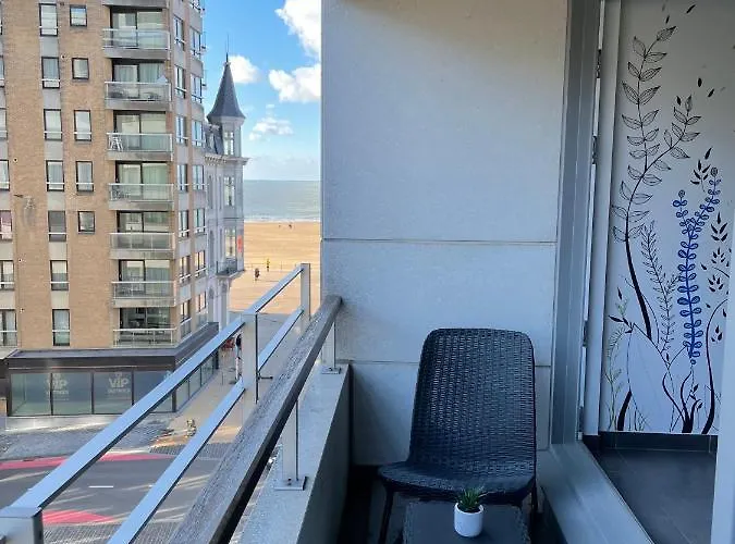 Location Commodore Apartment